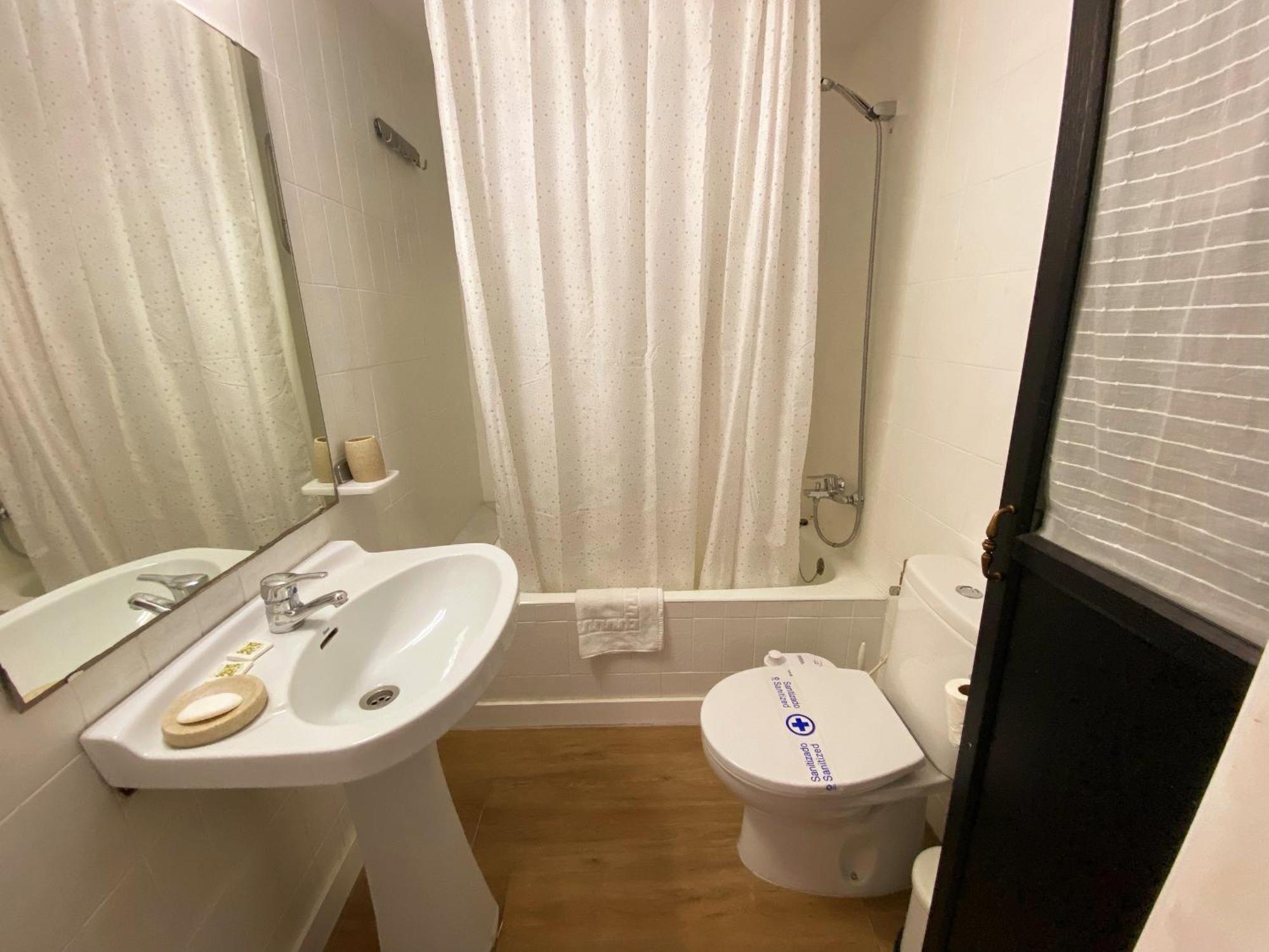 Apartamento Floral Al Centro De Palamos Con Wi-Fi Exterior photo
